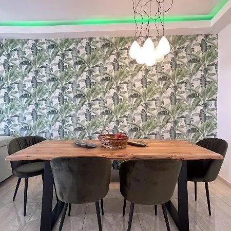 Timeless Cyprus דירה *